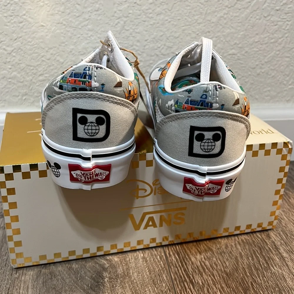 NWT Limited Editions Disney Old Skool Vans Size 5.5! - Picture 3 of 8
